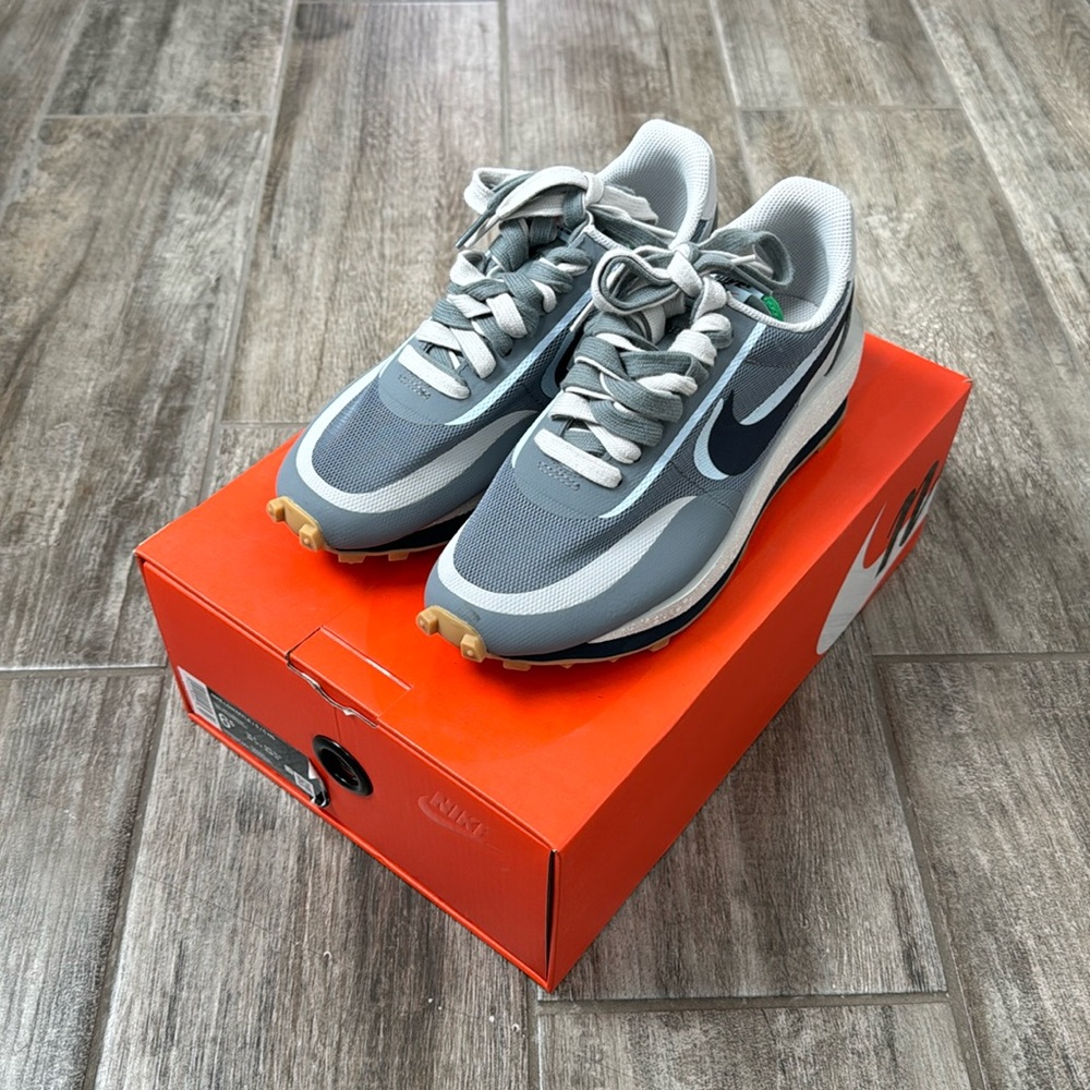 Nike Boys LDWaffle x Sacai Kiss of Death. US 6.5